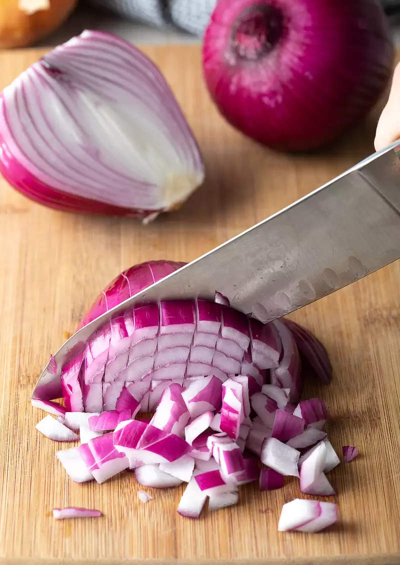 Chop Onions Without Tears: Know 5 Tips How To Cut Onions Rich In Medicinal Properties