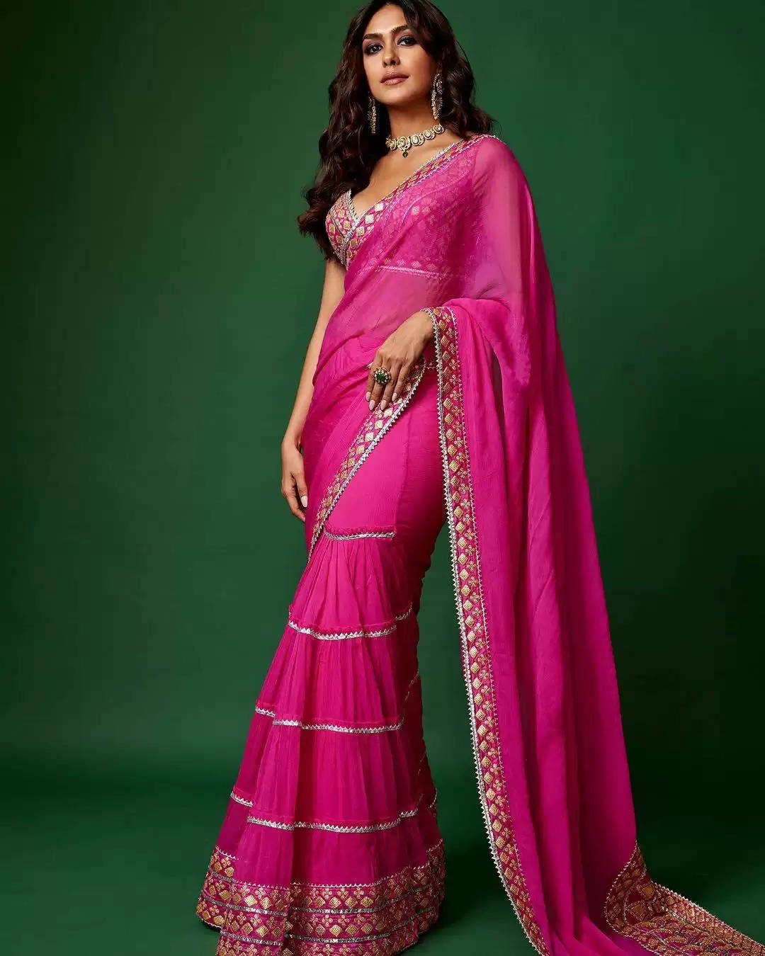 Photos: Mrunal Thakur Ups Glamour Quotient In Vibrant Pink Saree, See Diva's Gorgeous Saree Looks
