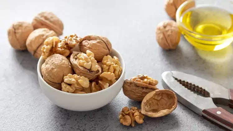 Skin Care: Walnut oil is very beneficial for hair and skin, you will be  surprised to know the benefits!