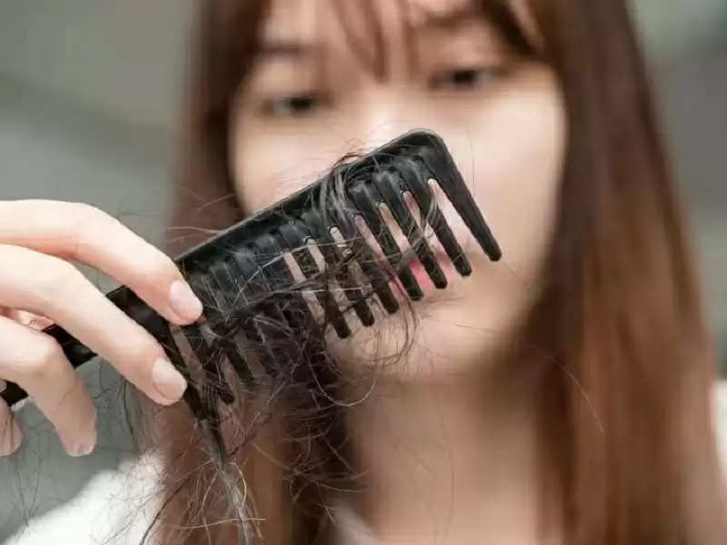 How To Get A Stuck Comb Out Of Your Hair • New Life On A Homestead