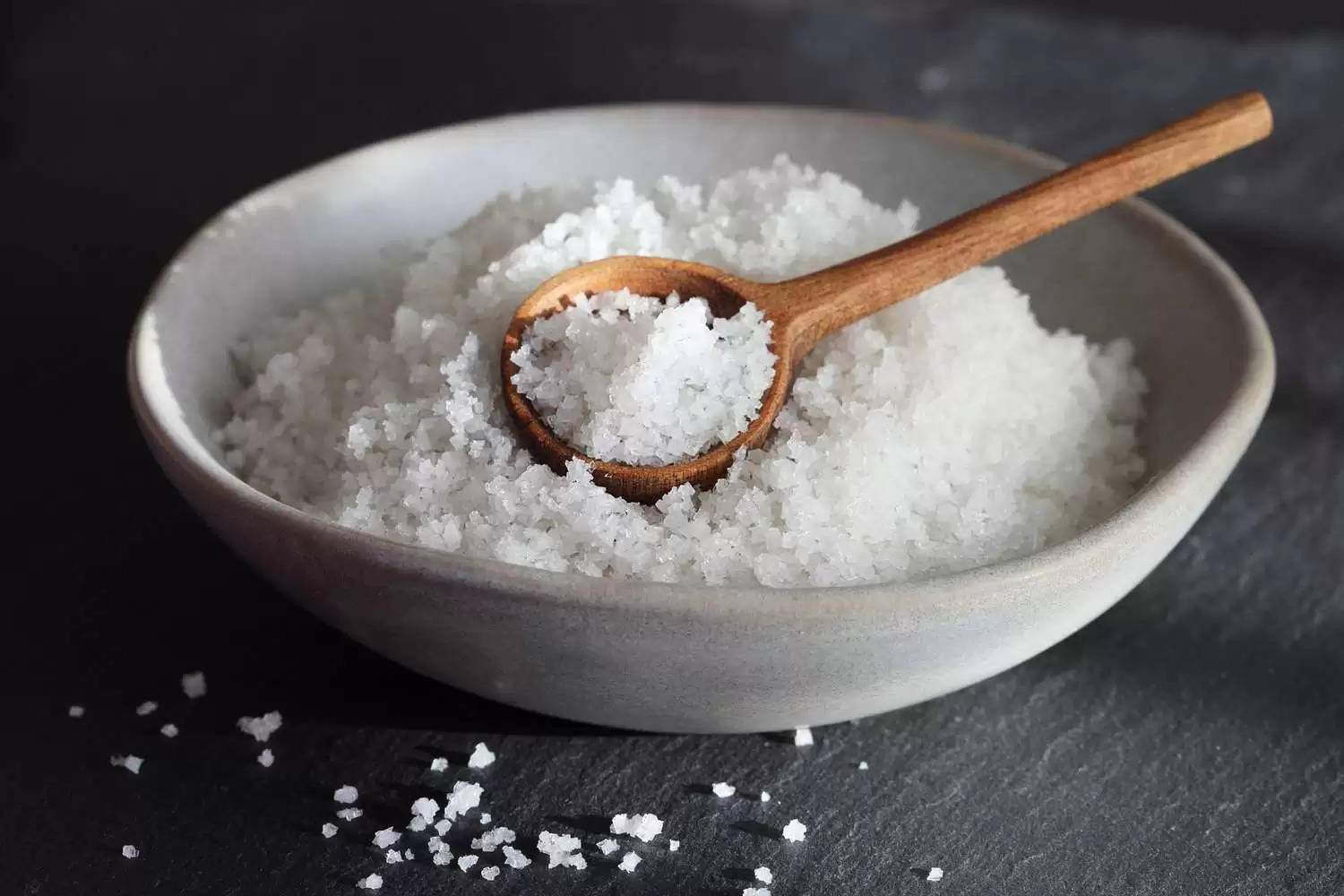 Hair Care Tips: Use sea salt like this to make hair thick and shiny!
