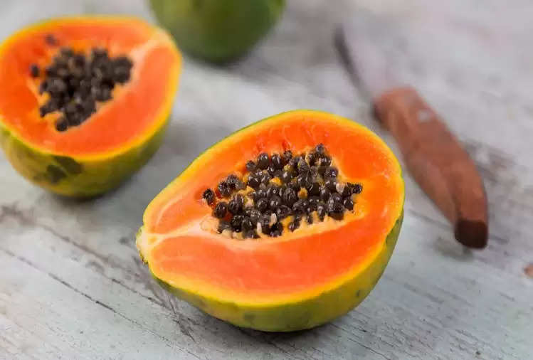 Beauty: Do protein treatment at home for strong hair! Use papaya like this!