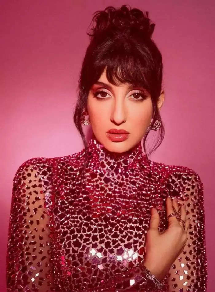 Photos: Nora Fatehi slays her beauty in a shimmery long dress, see her  gorgeous look here..