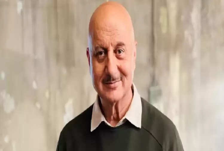 Pushpa: Anupam Kher shared a funny video on the song 'O Antava', fans gave  such a reaction