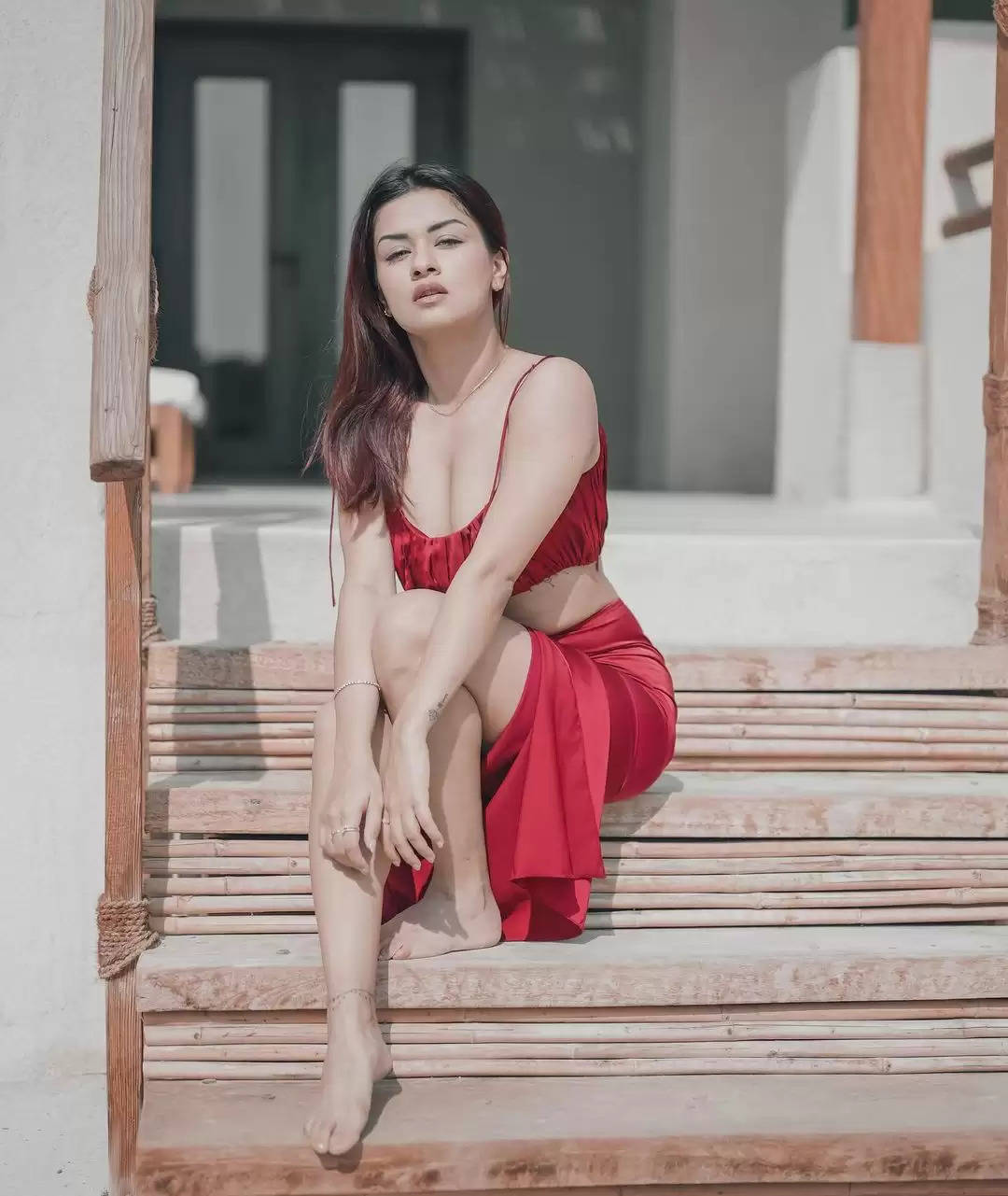 Photos: Avneet Kaur Oozes Sexiness In Two-Piece Satin Red Dress, See Her Pics