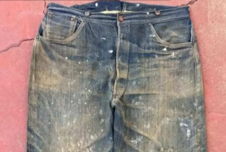 OMG! These Levi's jeans sold for Rs 62 lakh, know why!